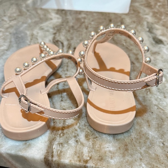 Stuart Weitzman Elegant Pearl-Embellished Sandals - Picture 6 of 8